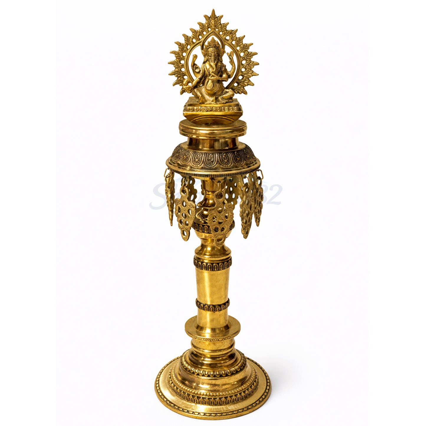 Handcrafted Traditional Brass Puja Deepak Stand (Set of 2) – हस्तनिर्मित पितल पूजा दीपक स्ट्यान्ड